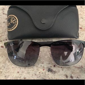 Never worn brand new Ray-Ban Clubmaster’s